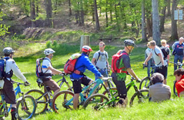 Mountainbiker am Seehof Badeweiher